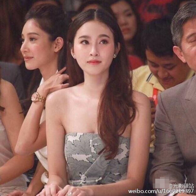 Beautiful shemale of Thailand: Poy(2)