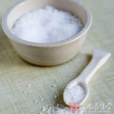 味精发明的初衷无可厚非，但目前的使用状况过于随意，确实令人忧心忡忡