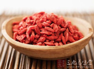 枸杞的功效 枸杞的正确食用方法 枸杞的功效 枸杞的正确食用方法