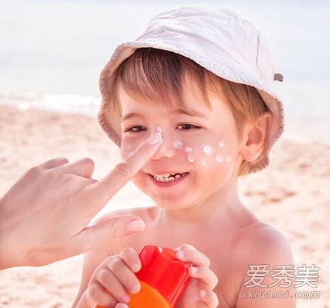 夏季护肤常识:儿童皮肤晒伤怎么办?(1)