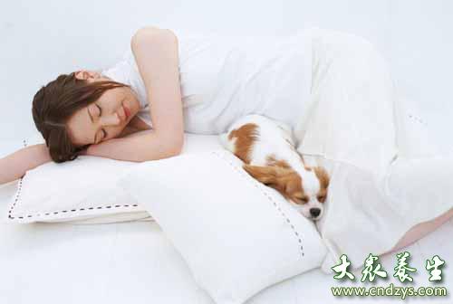 女人在床上千万不能做的20件事(1)_要闻 _光明