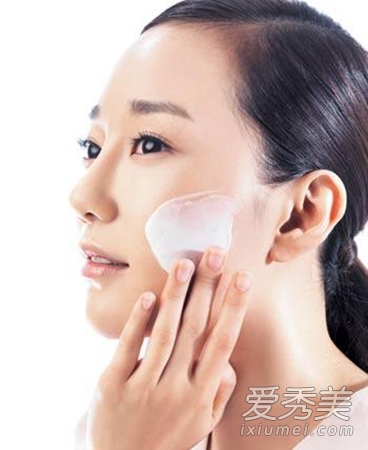 口红乳液香水 过期化妆品怎么用?(6)