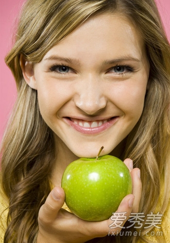 夏季自制美白面膜 面粉消炎+豆腐增白(2)