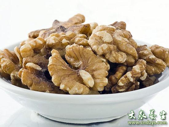 巧吃四食物<em>养</em>出浓密<em>头发</em>(1)_要闻_光明网