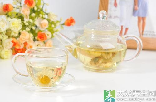 隔夜茶毒如蛇? 央视实验还清白 隔夜茶毒如蛇? 央视实验还清白