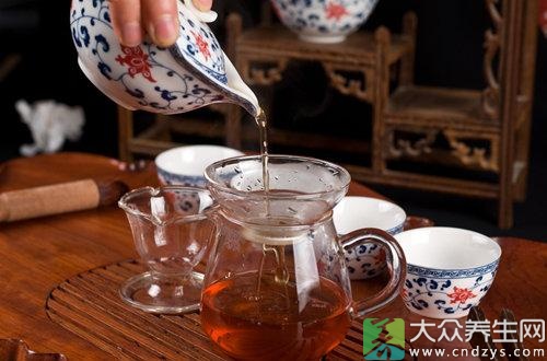 隔夜茶毒如蛇? 央视实验还清白 隔夜茶毒如蛇? 央视实验还清白