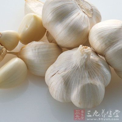 大蒜的功效与作用 大蒜不能和什么一起吃 大蒜的功效与作用 大蒜不能和什么一起吃