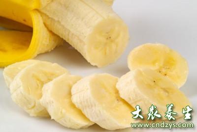 香蕉皮美容效果如何﹖绿色美白肌肤的小秘诀(