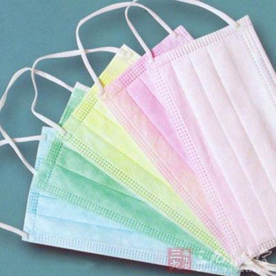 对花露水做一事竟会惹爆炸(4)