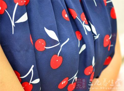 女人<em>总是</em>觉得<em>胸罩紧</em>是怎么回事(1)_要闻_光明