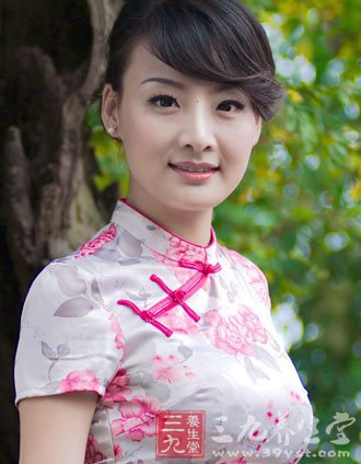 房千万别这样摸 挤胸﹐是先将腋下的<em>副乳</em>往