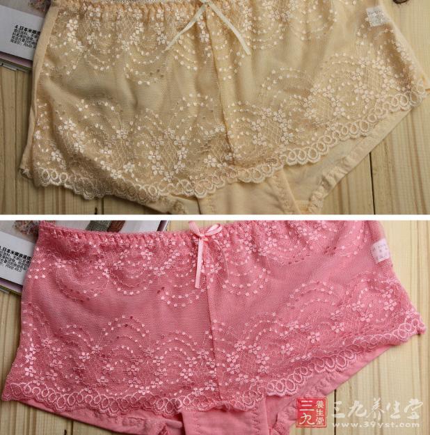 <em>女性内裤</em>上的液体说明 <em>女人</em>渴望男人给她怎样