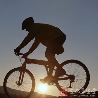 <em>女人洗澡</em>用它最伤一敏感部位(3)_要闻 _光明网