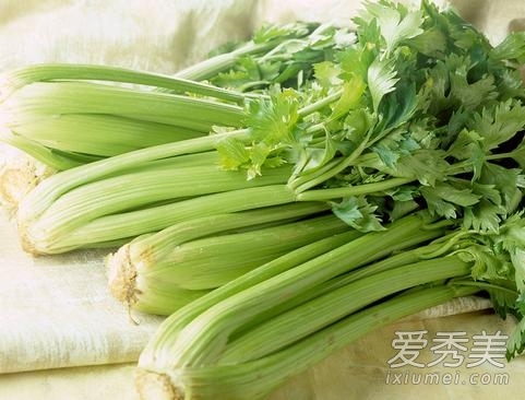 睡前千万不要吃这10种食物
