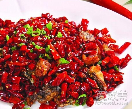 睡前千万不要吃这10种食物