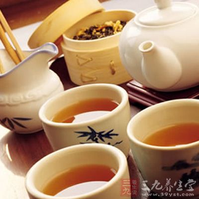 食谱 男人吃这些幸福一生 男人喝高丽参茶好