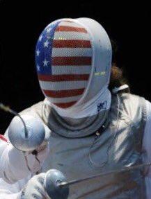 这个罩罩不一般 奥运击剑选手集体变身假面超