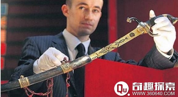 世界上最贵的武士刀 18世纪博阿滕军刀(2)