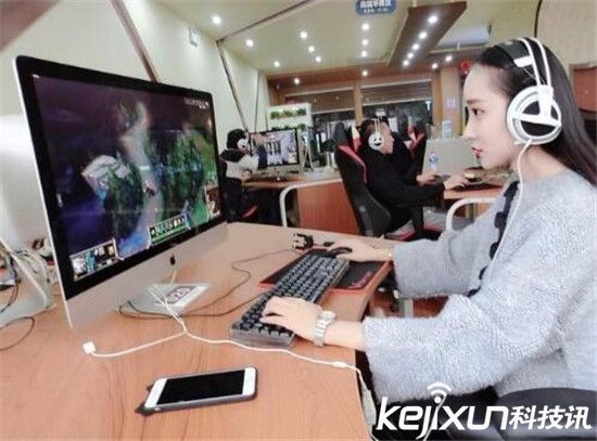 LOL电竞圈女神高清图集赏析 MISS颜值这么高?