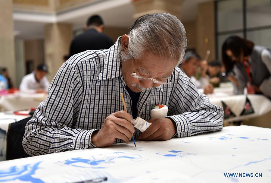 Kite making contest held in Langfang, N China's Hebei #CHINA-HEBEI-LANGFANG-KITE MAKING CONTEST (CN)