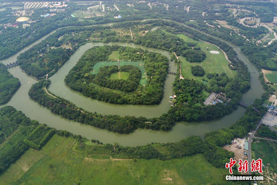 Jiangsu ancient site encircled by rivers resembles maze