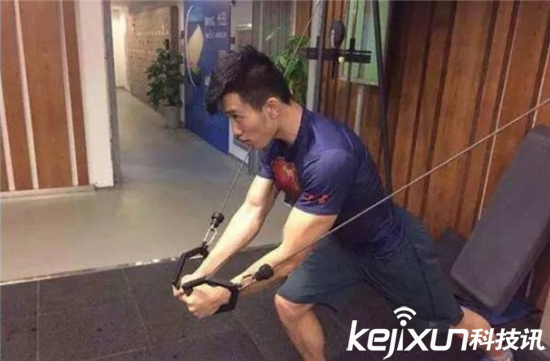 6个因为LOL改变命运的职业电竞选手