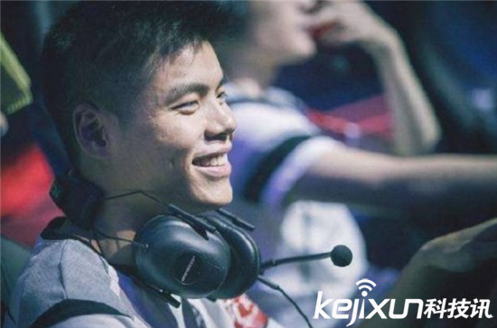 6个因为LOL改变命运的职业电竞选手