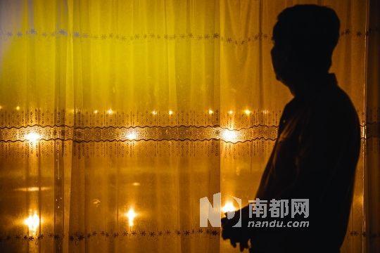 香港回应深圳市民光污染投诉:为防从深圳河偷