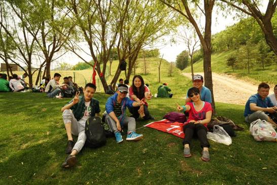 渤海银行北京分行举办徒步穿越金海湖活动 _金