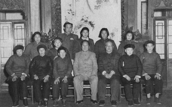 与王海容谈毛泽东和他的外交<em>往事</em> _军史探秘 