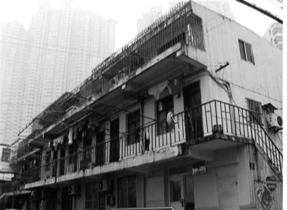 华西村人均收入_上海 人均住房(3)