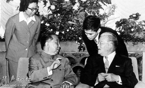 实拍80年华国锋主席访问日本