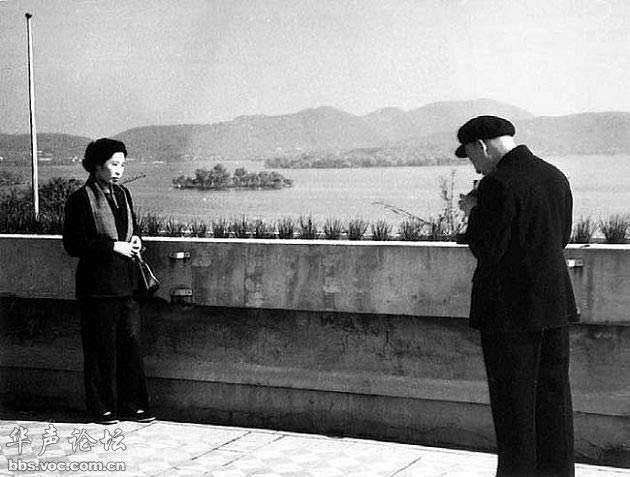 <em>刘少奇夫人王光美</em>罕见照(组图)_光明网