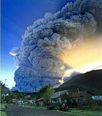 史上十大最剧烈的火山喷发(7)_历史·映像