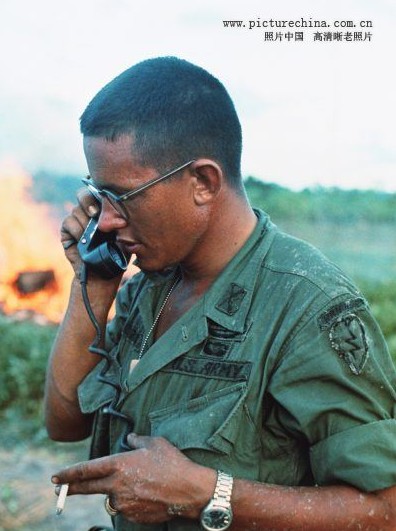 邓kok在线登录小平带一个惊人消息：中国即将对越南进行军事打击