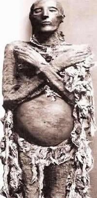 及千年木乃伊出土后离奇怀孕 传被看守强暴(3