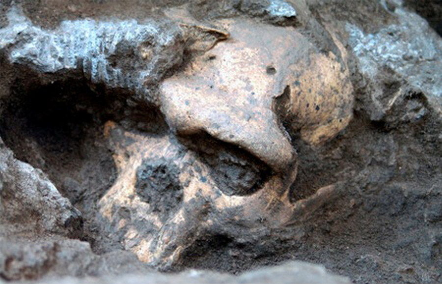 十大争议考古发现:詹姆斯尸骨罐和都灵寿衣(9