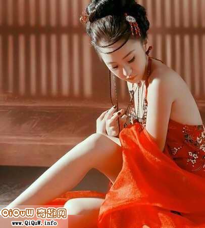 古人生活揭秘:太监蹲着尿尿 <em>女人</em>不穿<em>内裤</em>(1)_