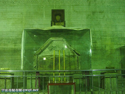 乾隆身边神秘<em>女尸</em>面带<em>微笑</em>(3)_历史要闻 _光明