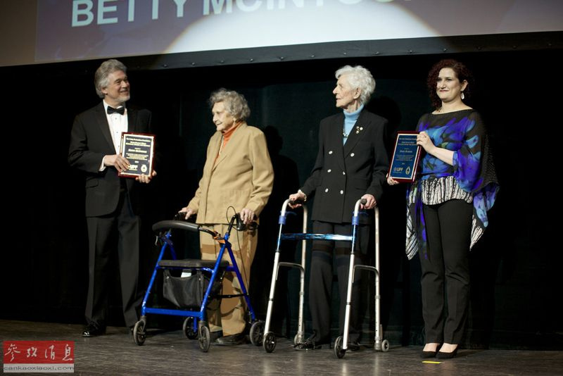 中情局传奇<em>特工姐妹花</em>:才貌双全(11)_历史要闻