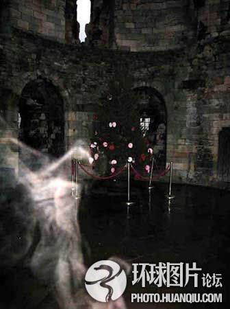 全球离奇灵异事件 车祸现场 鬼魂 ( 15 )_历史要