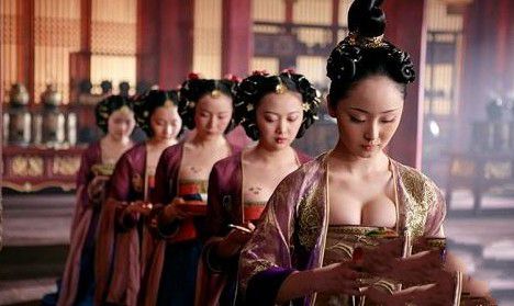 磕春药恋童癖群交癖 揭秘古代皇帝后宫真实的