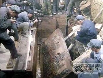 中国三大<em>不腐女尸</em> 乾隆情人美貌依旧(1)_历史要