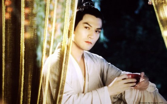 拜倒美男雄风下的历代美艳皇家贵妇们(3)