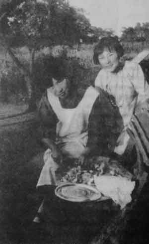 <em>冰心</em>和林徽因结怨:文章换来一酝陈醋_古今中