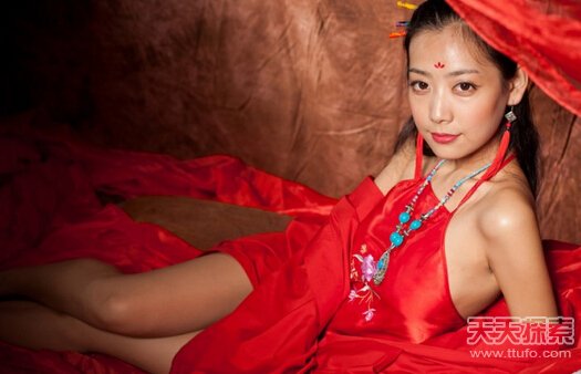 <em>古代女人</em>内衣里隐藏着<em>什么</em>猫腻(1)_历史要闻