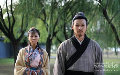 古代诗人风流事﹕李白放浪形骸玩双飞