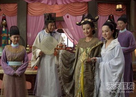 宋朝离奇事件:卖唱女险成武则天第二(1)