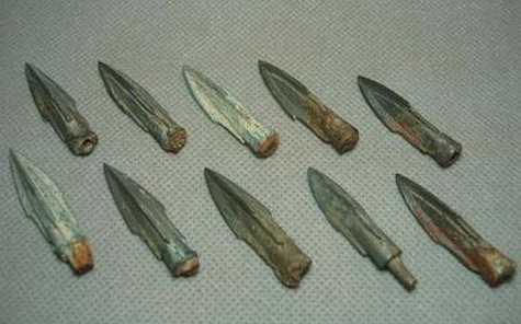 古代少女遭人虐杀:伤35处4凶器袭下身(7)