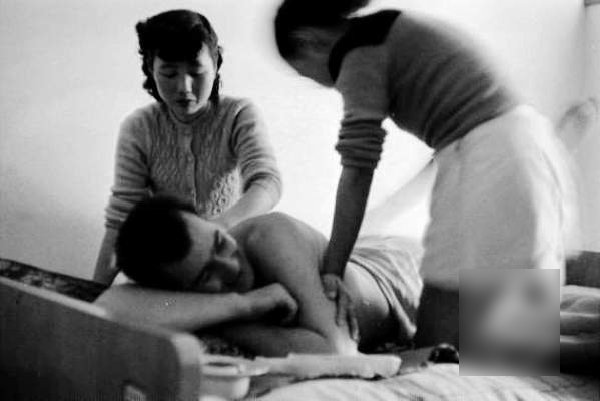 50年代日本陪浴小姐服务堪称一流(19)